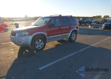 2007 Ford Escape из США, поврежденный, VIN 1FMYU93127KB69270